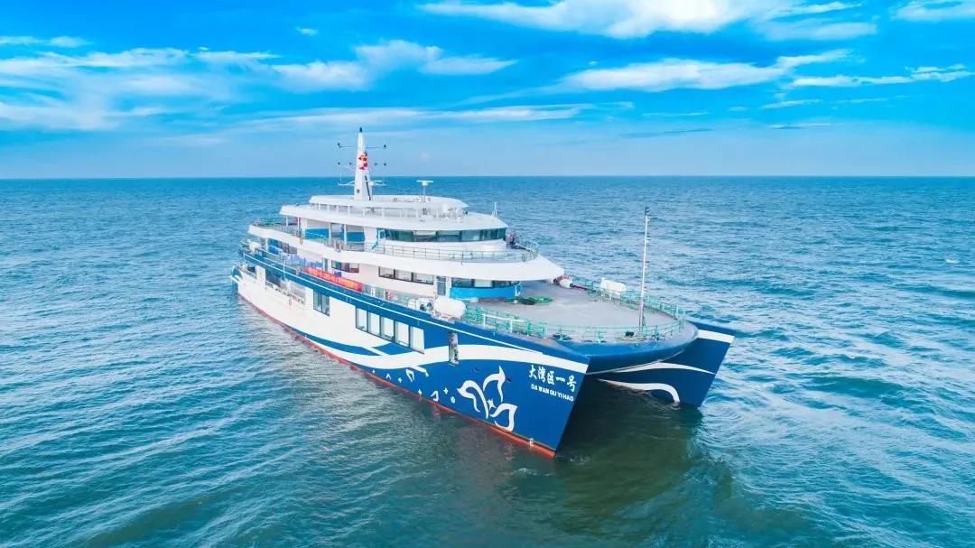 GVS用光打造“海上的移动豪华城堡”，